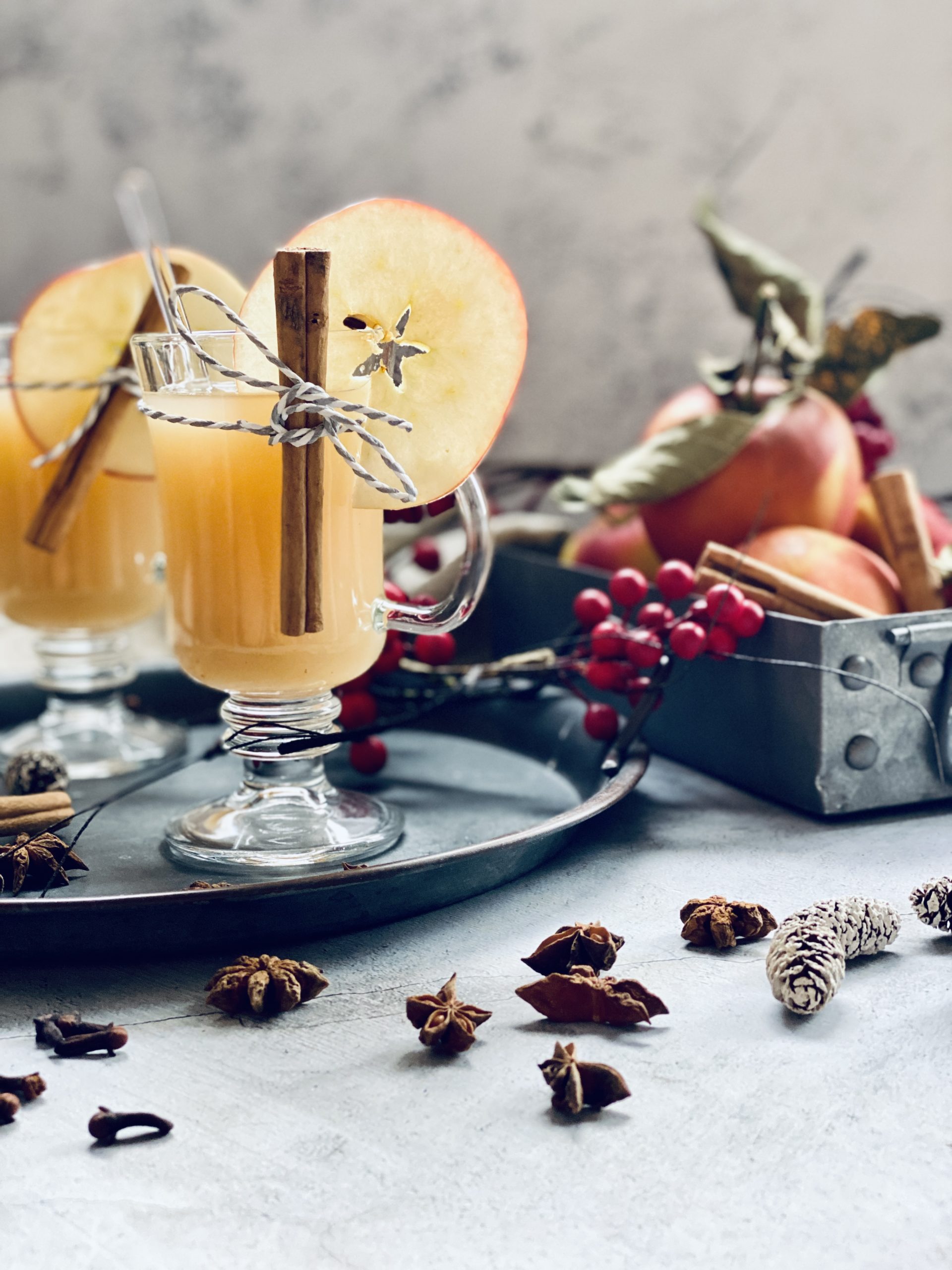 Alkoholfreier selbst gemachter Apfelglühwein ohne Zuckerzusatz Rezept ...