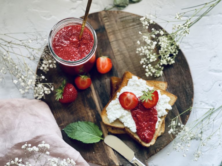 Zuckerfreie Erdbeermarmelade ohne Gelierzucker Rezept - Jussilicious ...