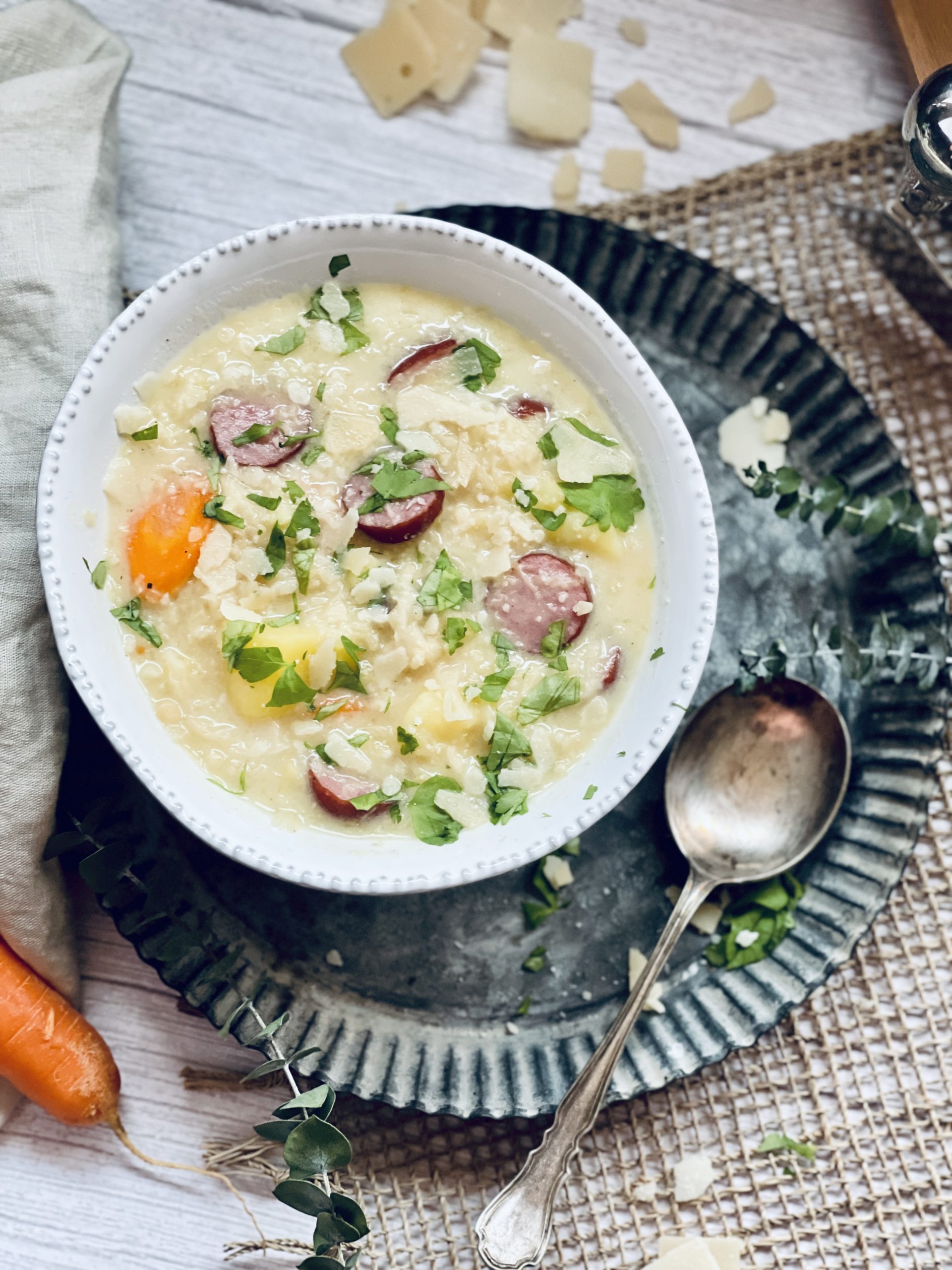 Kartoffel-Sauerkraut-Suppe mit Cabanossi Rezept - Jussilicious-Foodblog