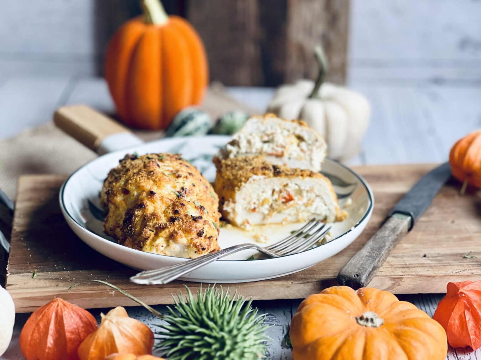 Gefüllte Hähnchenbrust mit Kürbis und Feta Rezept - Jussilicious-Foodblog